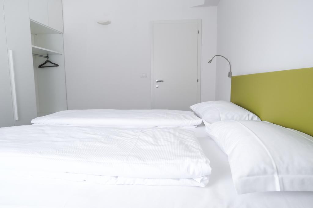 Bertamini Apartments Torbole Sul Garda Luaran gambar