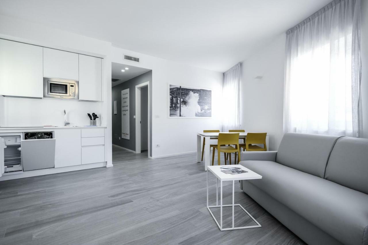Bertamini Apartments Torbole Sul Garda Luaran gambar
